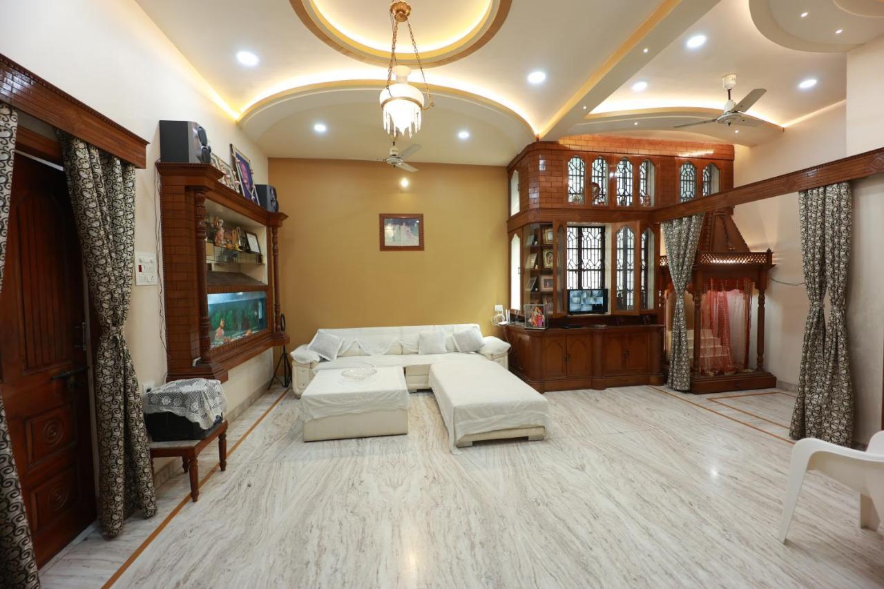 Kapoor Sahab Homestay : It'S A Home Away From Home. Варанаси Экстерьер фото