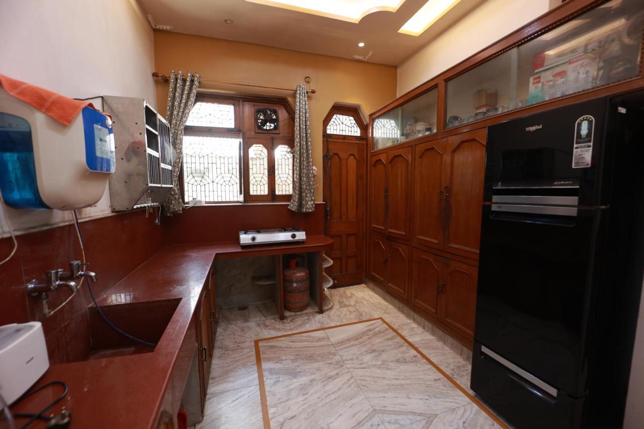 Kapoor Sahab Homestay : It'S A Home Away From Home. Варанаси Экстерьер фото